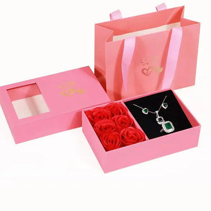 Coffret 6 roses éternelles - Collier