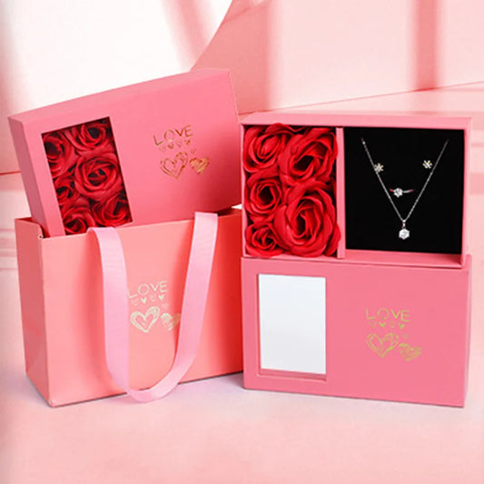 Coffret 6 roses éternelles - Collier